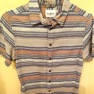Goodfellow shirt sleeve button up shirt with multiple colored pattern.